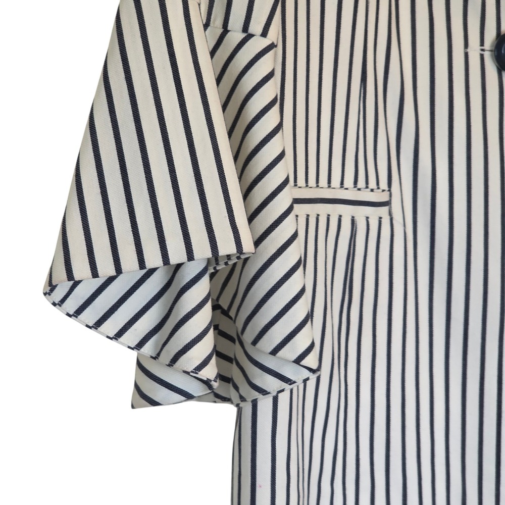 Cabi Striped Bell Sleeve Blazer Jacket Black White Horse Print Lined Size 4 - Picture 9 of 14